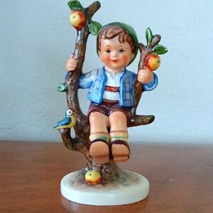 Genuine Apple Tree Boy Hummel 6"